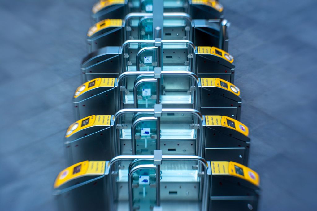 Automatyczna kontrola graniczna we Wrocławiu - co to oznacza dla codziennego pasażera?